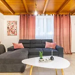 New Loft In The Heart Of City Center